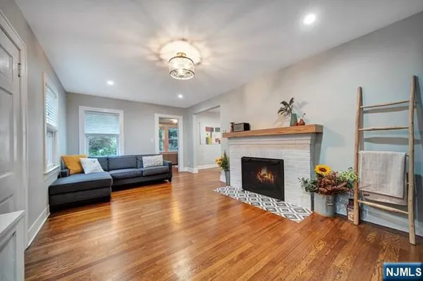 $5,300 | 352 Durie Avenue, Closter, NJ 07624