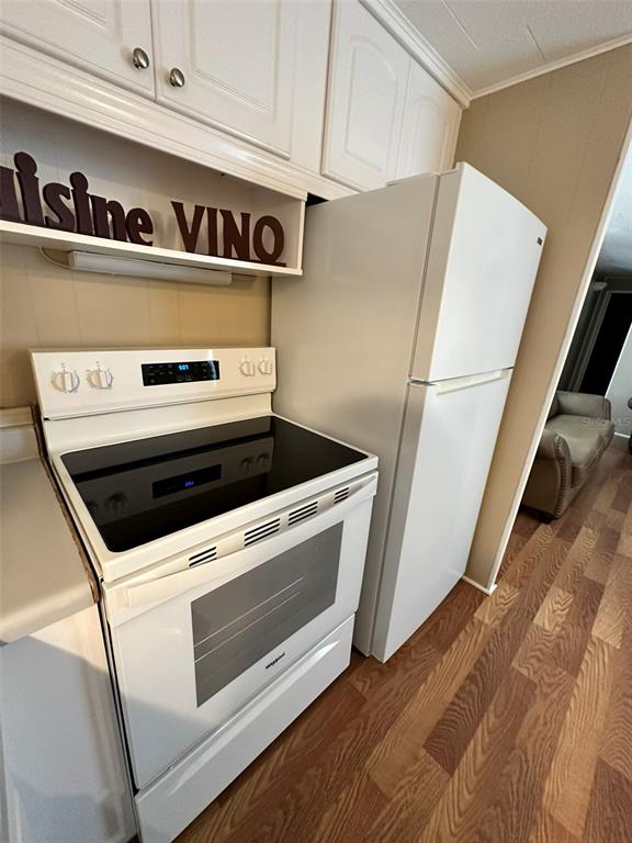 1600 Old Coachman Rd., Unit 816 Clearwater, FL 33765 - Photo 16 of 26 a utility room with washer and dryer