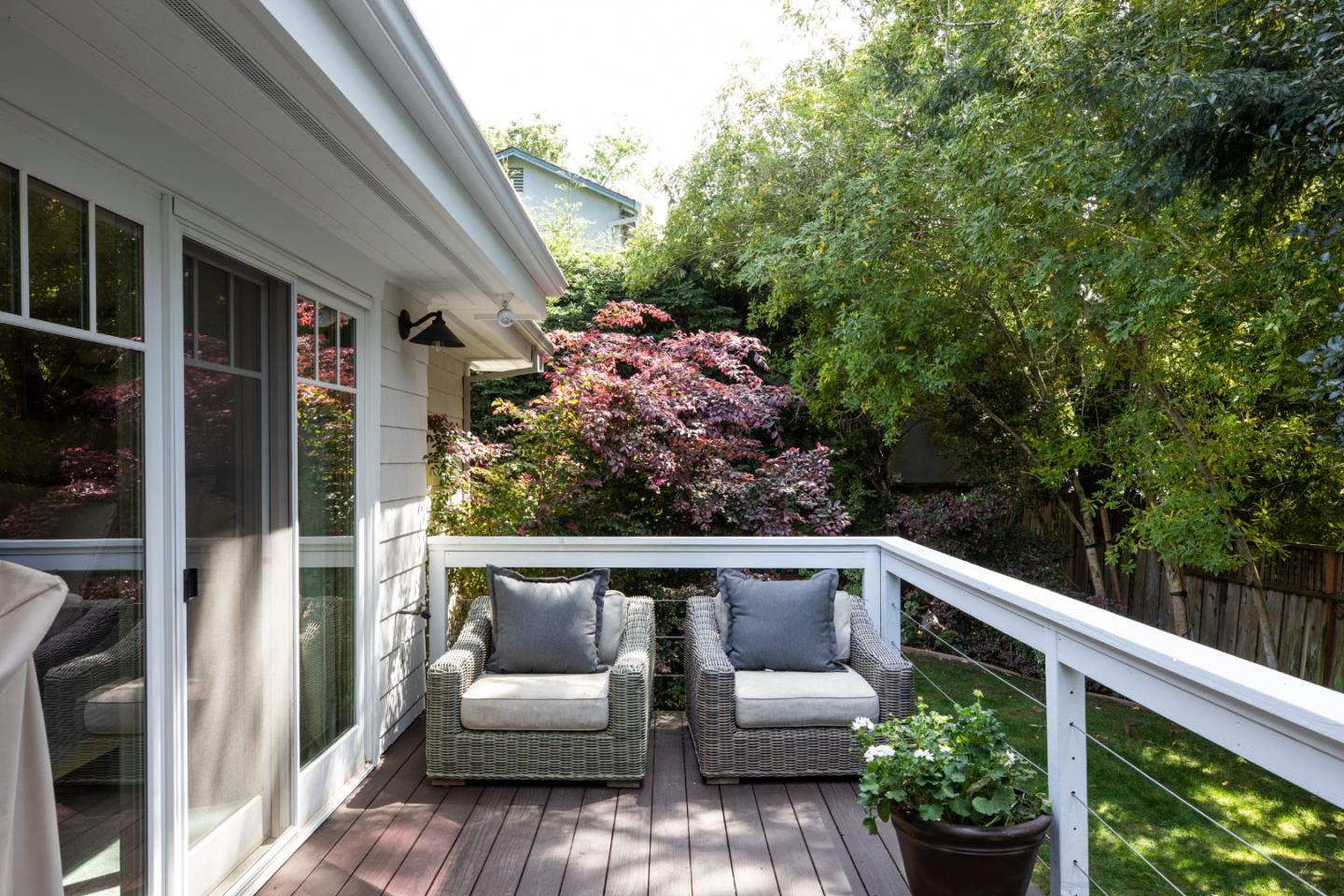 63 Ridge Court Woodside, CA 94062 - Photo 20 of 31 a view of a chair in the balcony