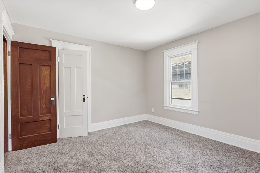 133 Parkside Avenue Rochester, NY 14609 - Photo 17 of 29