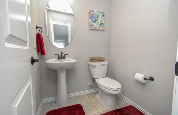 $2,850 | 5126 Victory Shores Lane, Rosharon, TX 77583