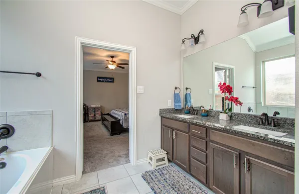 $2,850 | 5126 Victory Shores Lane, Rosharon, TX 77583