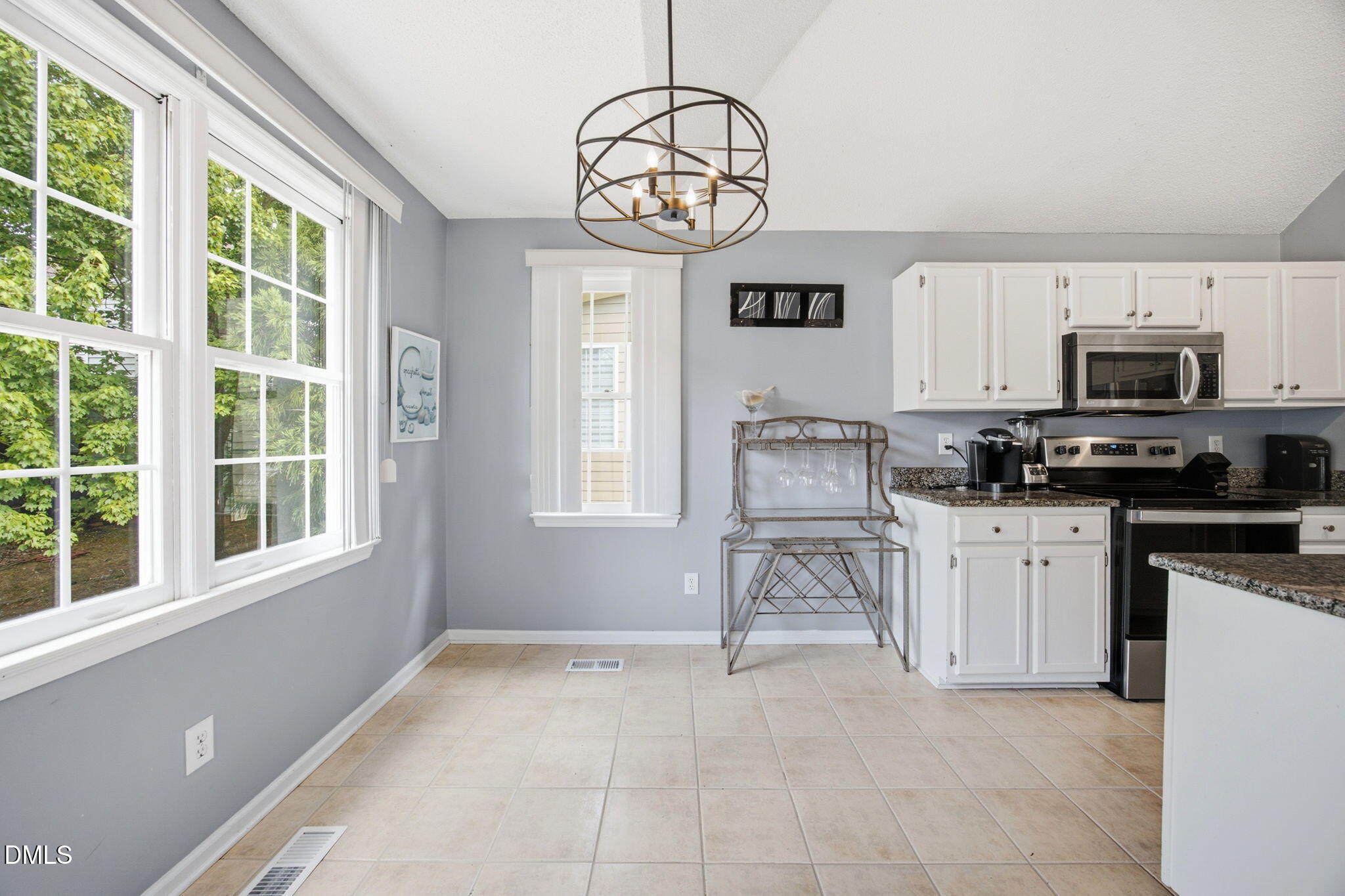 11113 North Radner Way Raleigh, NC 27613 - Photo 12 of 24 31-web-or-mls-IMG_3954
