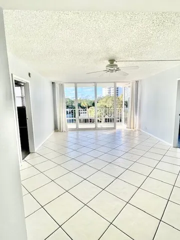 $2,500 | 336 Golfview Road, Unit 408, North Palm Beach, FL 33408