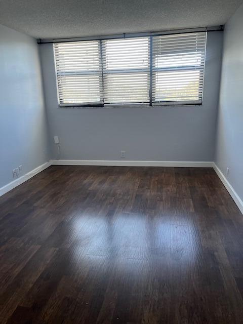 336 Golfview Road, Unit 408 North Palm Beach, FL 33408 - Photo 13 of 15 IMG_9047