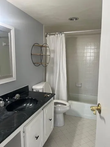 $2,500 | 336 Golfview Road, Unit 408, North Palm Beach, FL 33408
