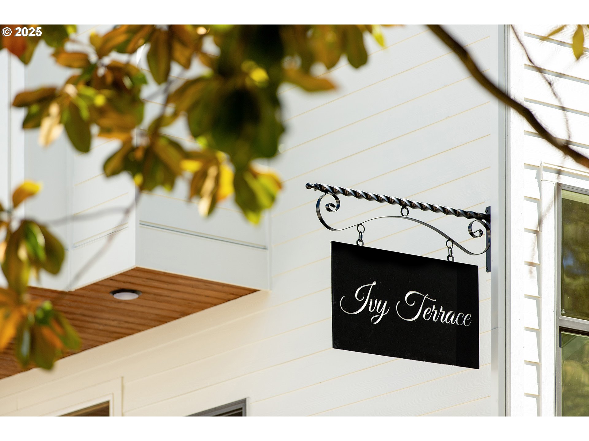 1671 Southeast Sherrett Street Portland, OR 97202 - Photo 2 of 16 a view of a sign