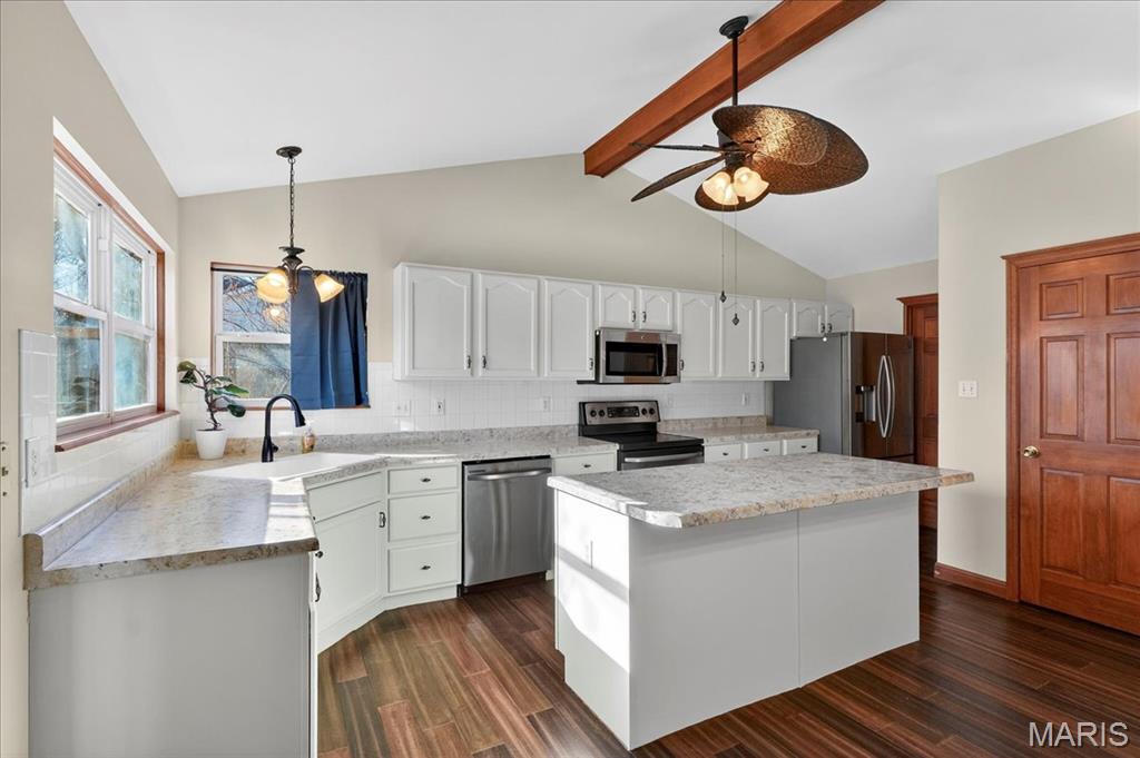 1626 Irish Sea High Ridge, MO 63049 - Photo 12 of 33