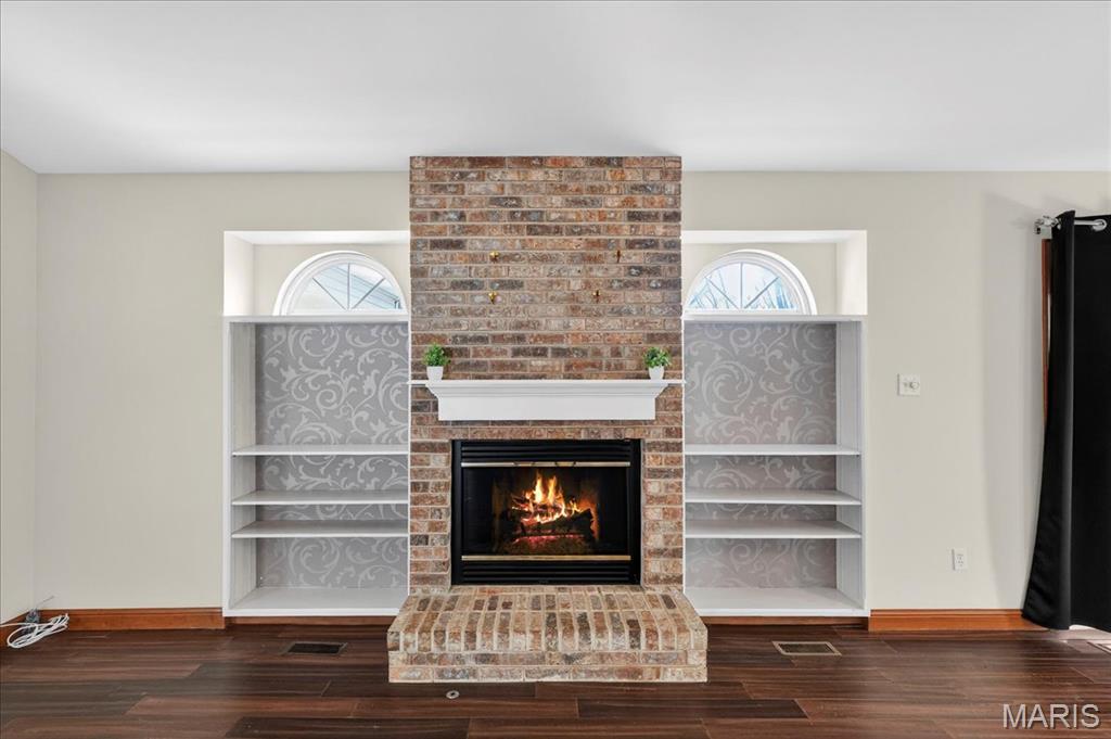 1626 Irish Sea High Ridge, MO 63049 - Photo 7 of 33