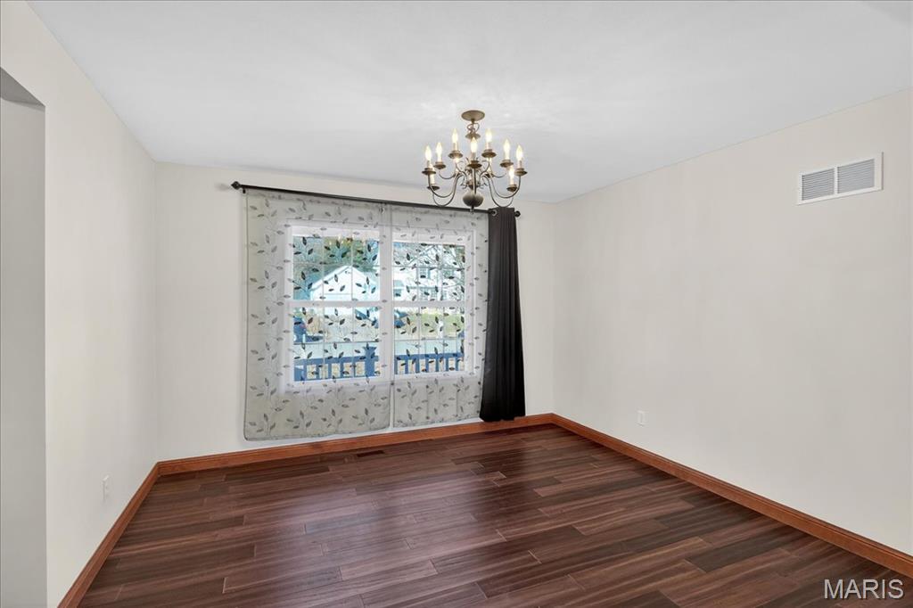 1626 Irish Sea High Ridge, MO 63049 - Photo 10 of 33