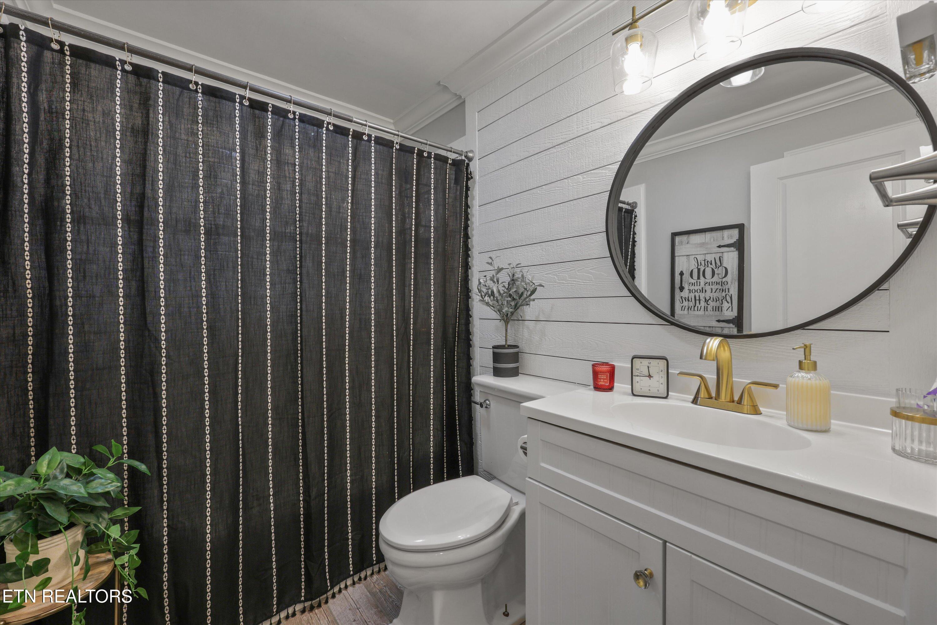 140 Overton Lane Powell, TN 37849 - Photo 14 of 59 16-140 Overton Ln25