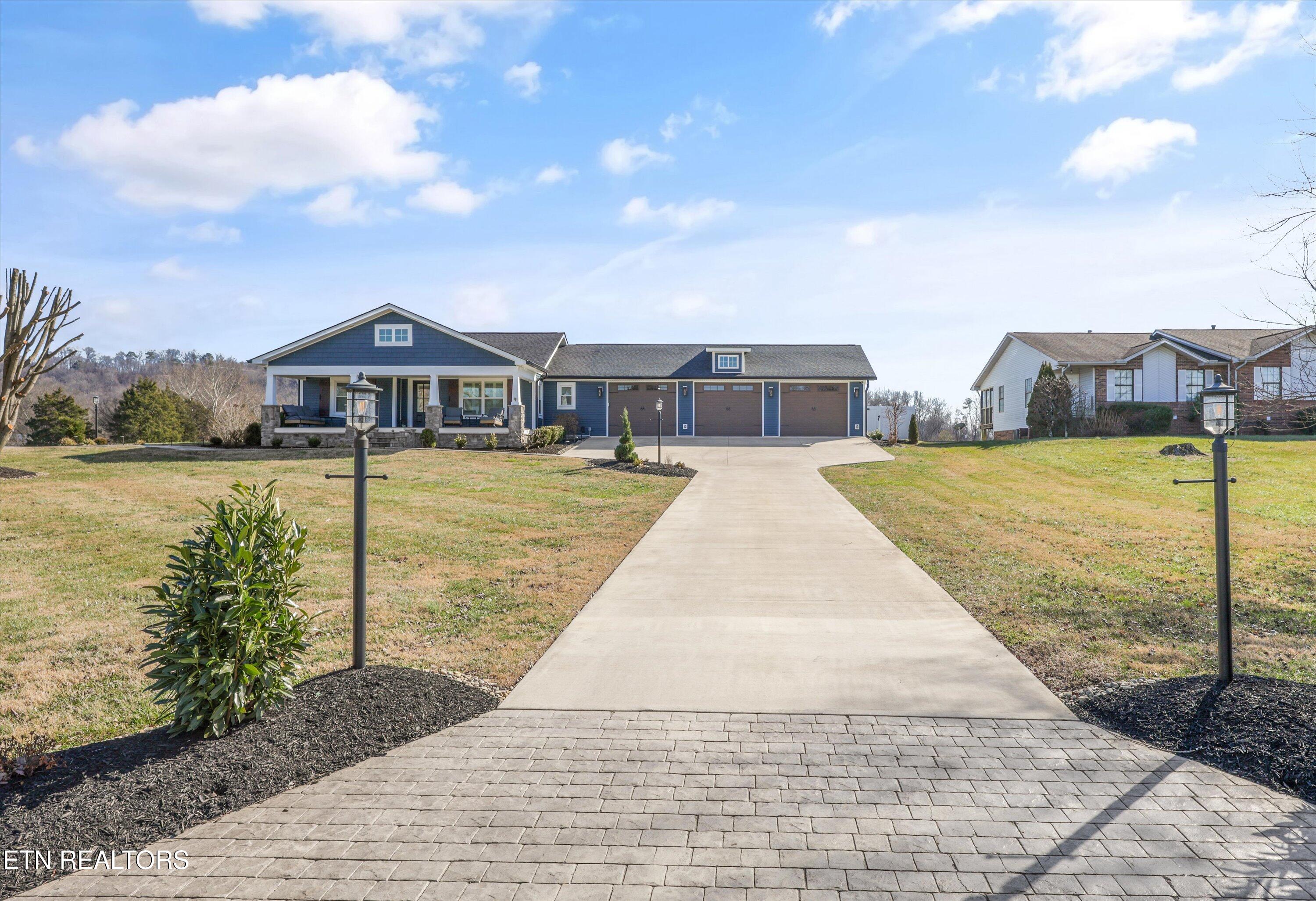 140 Overton Lane Powell, TN 37849 - Photo 3 of 59 04-140 Overton Ln05