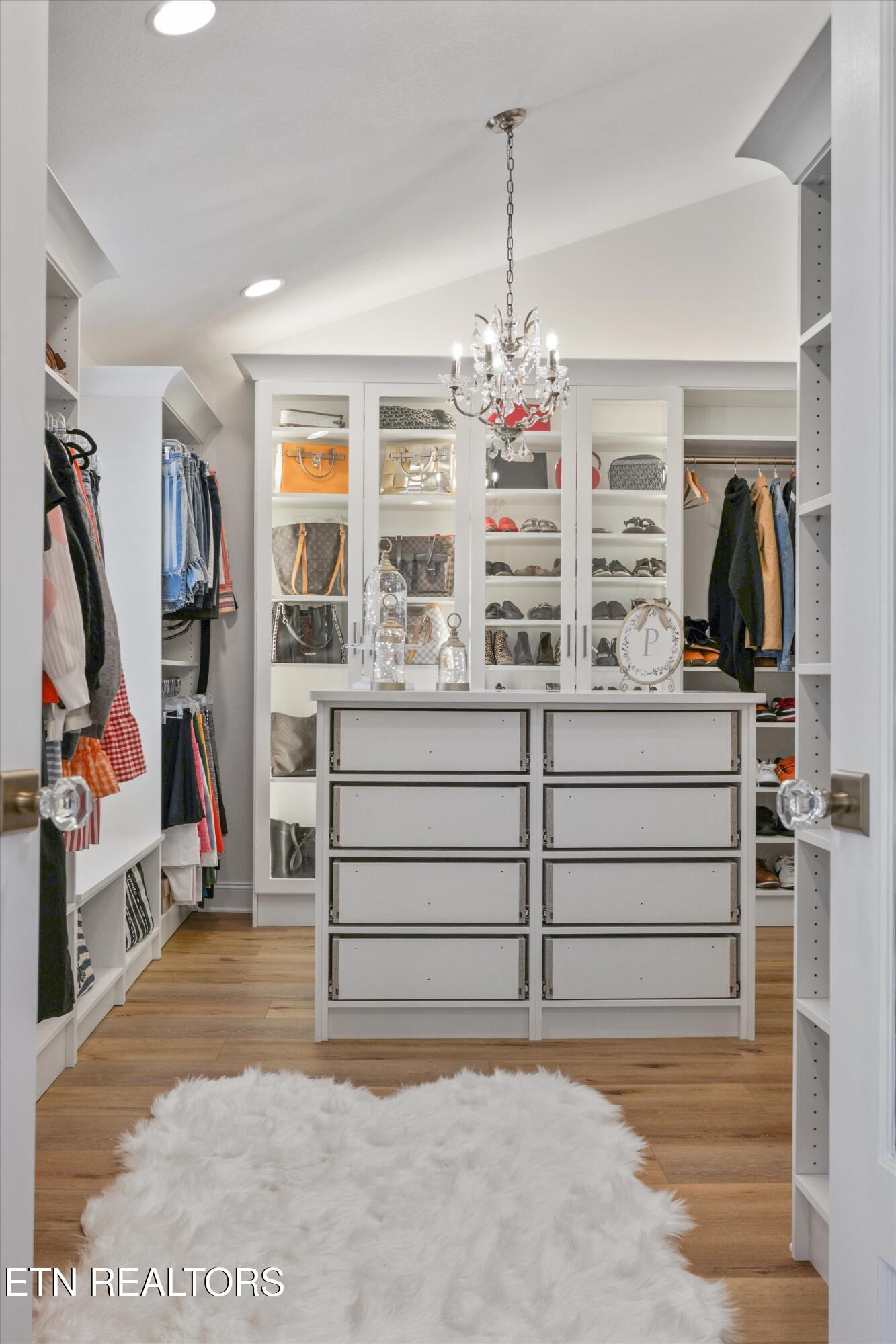 140 Overton Lane Powell, TN 37849 - Photo 36 of 59 38-140 Overton Ln47