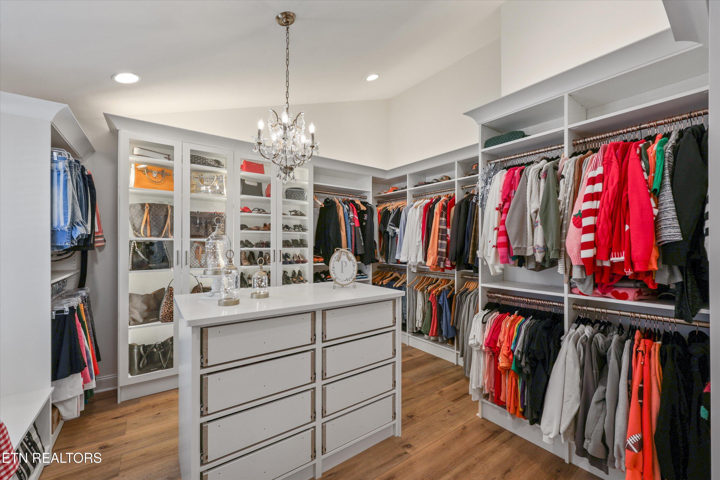 140 Overton Lane Powell, TN 37849 - Photo 37 of 59 39-140 Overton Ln48