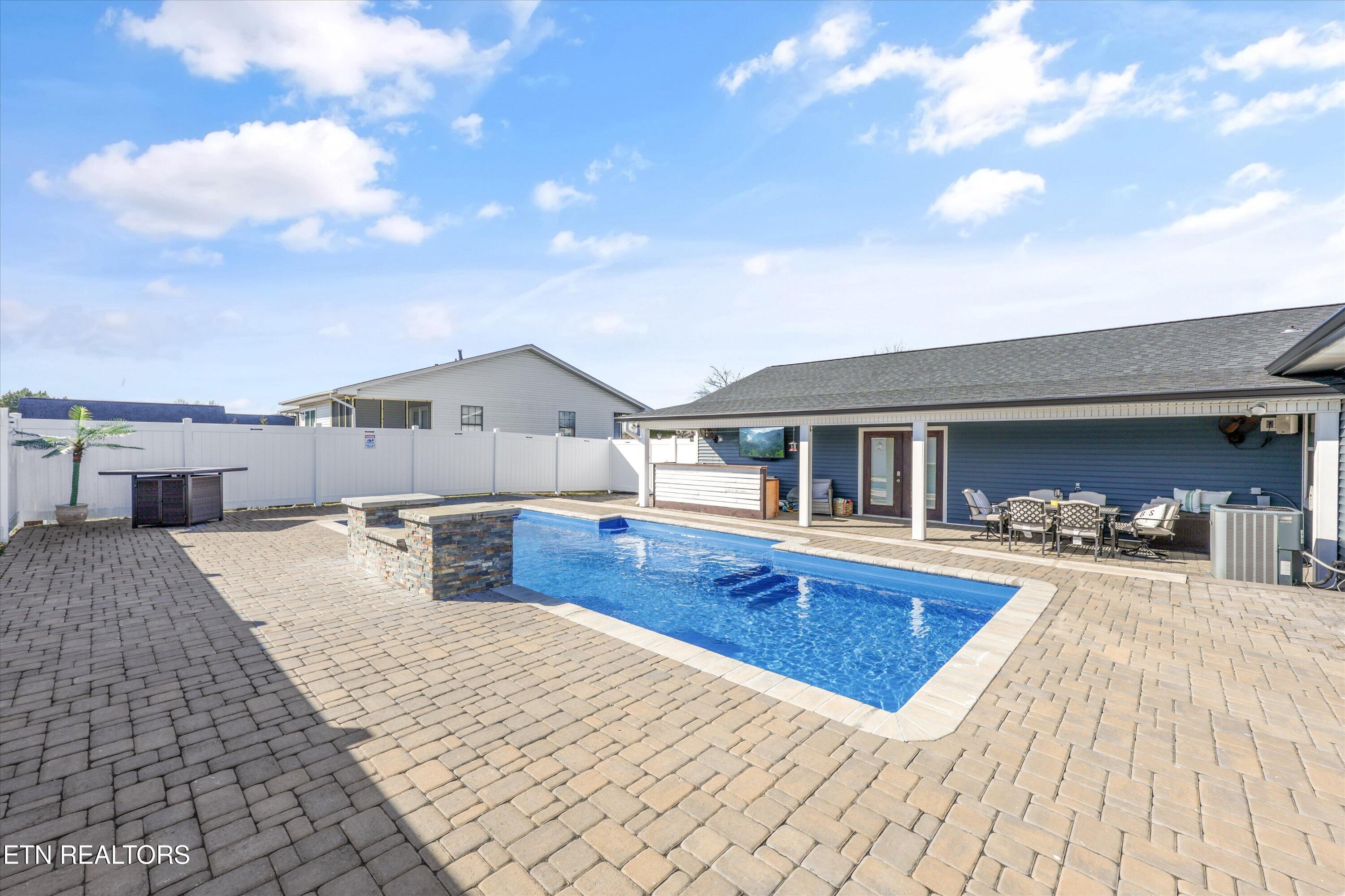 140 Overton Lane Powell, TN 37849 - Photo 48 of 59 48-140 Overton Ln15