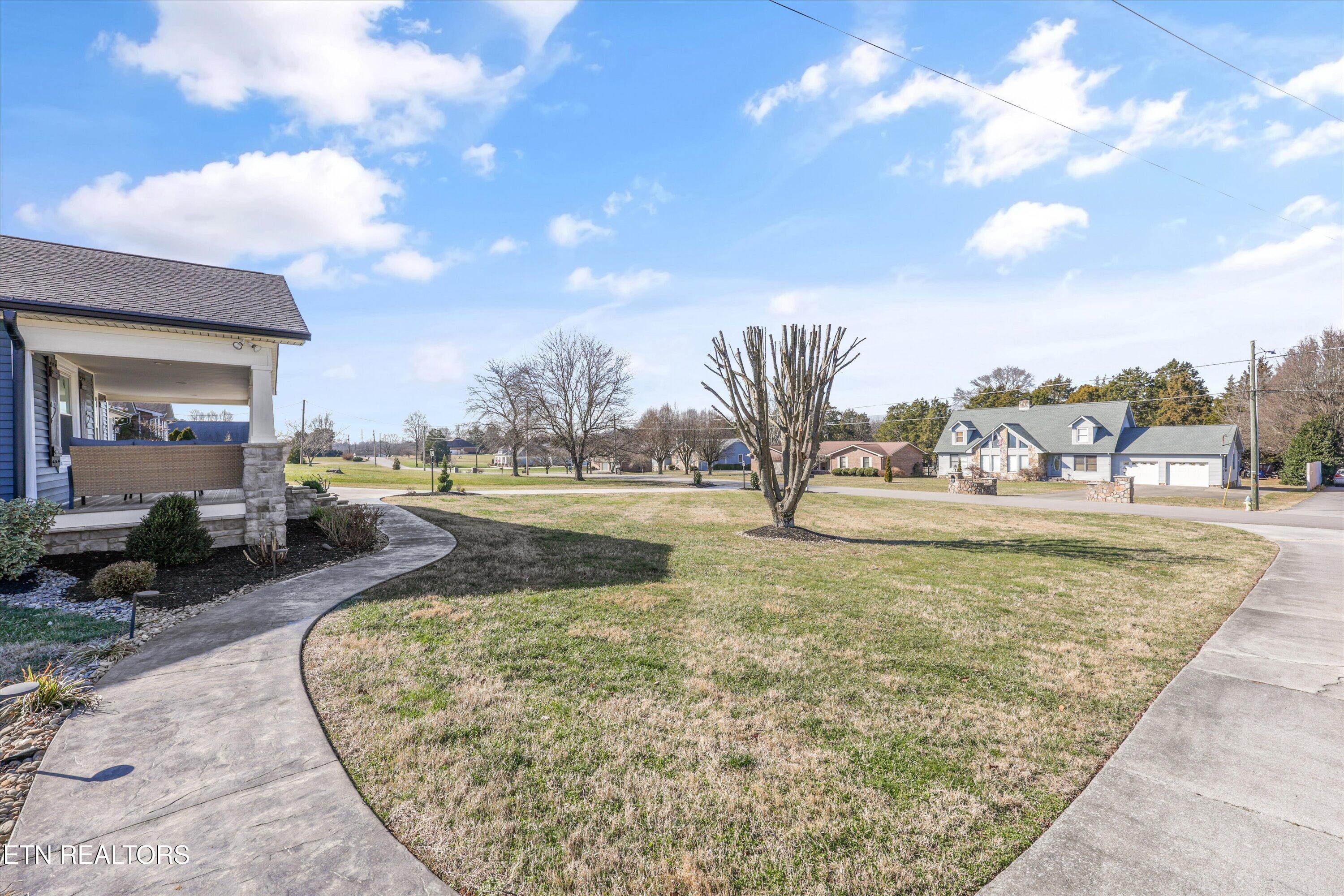 140 Overton Lane Powell, TN 37849 - Photo 7 of 59 08-140 Overton Ln08