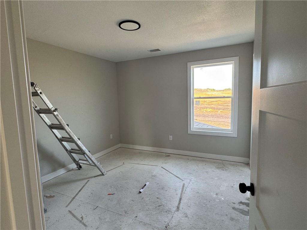 834 Reed Drive Raymore, MO 64083 - Photo 11 of 21 Gallery Image 11
