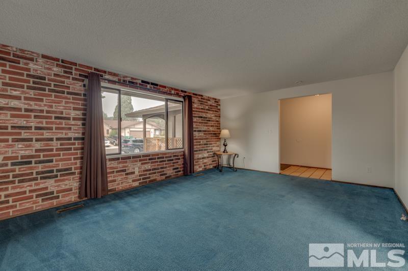 540 Peter Circle Reno, NV 89503 - Photo 4 of 26 Photo 4