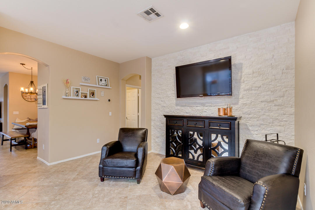 1406 East Bautista Road Gilbert, AZ 85297 - Photo 11 of 49 11-Bautista