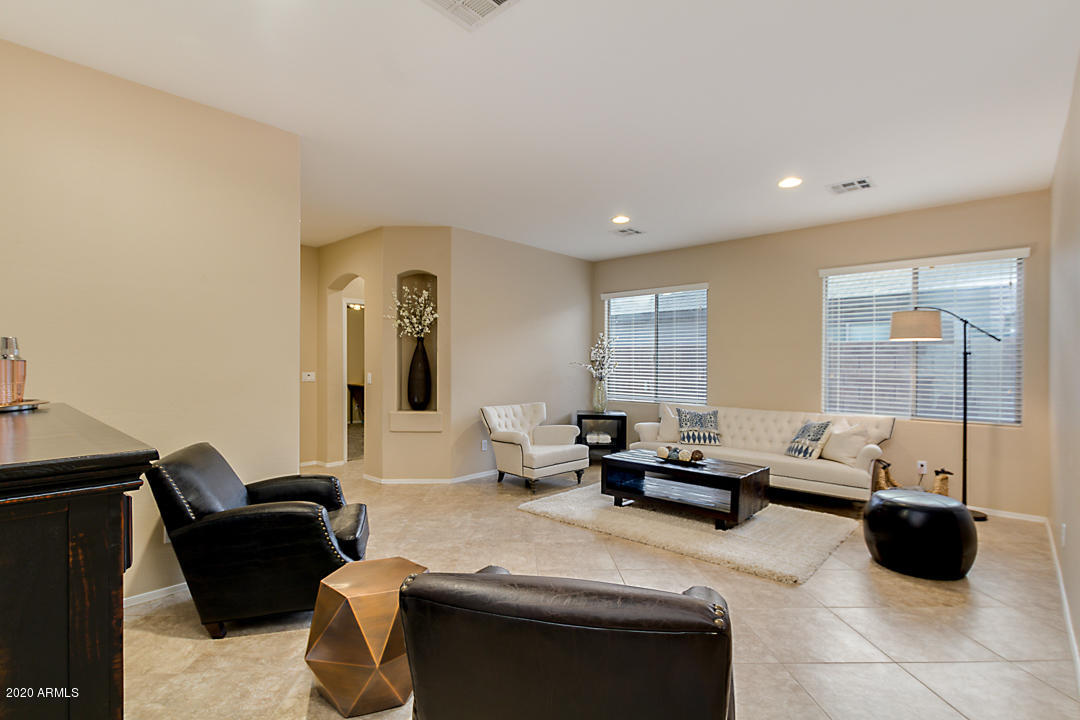 1406 East Bautista Road Gilbert, AZ 85297 - Photo 13 of 49 13-Bautista