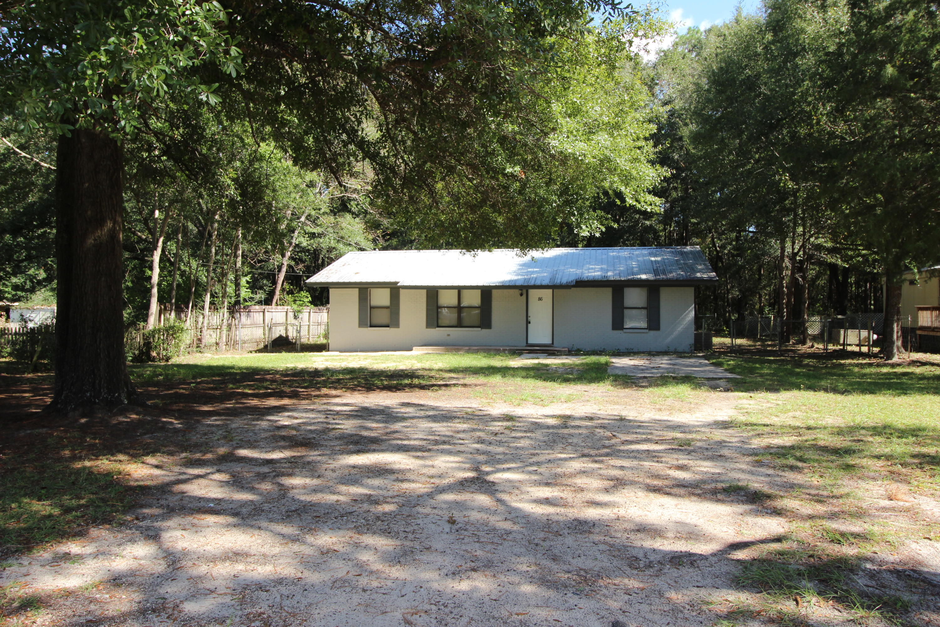 86 Lee Road DeFuniak Springs, FL 32433 - Photo 1 of 19 IMG_2418