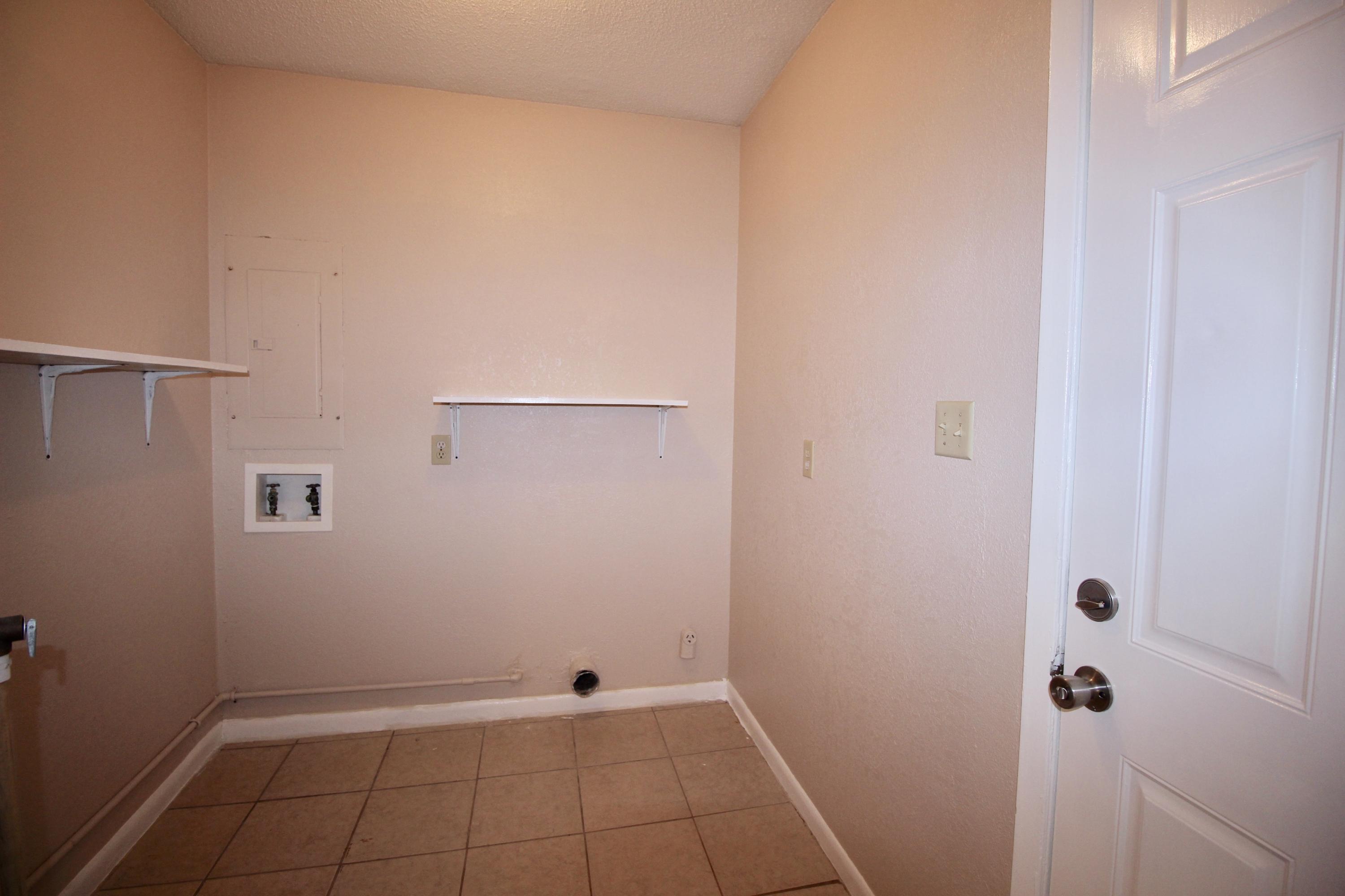86 Lee Road DeFuniak Springs, FL 32433 - Photo 9 of 19 fullsizeoutput_456