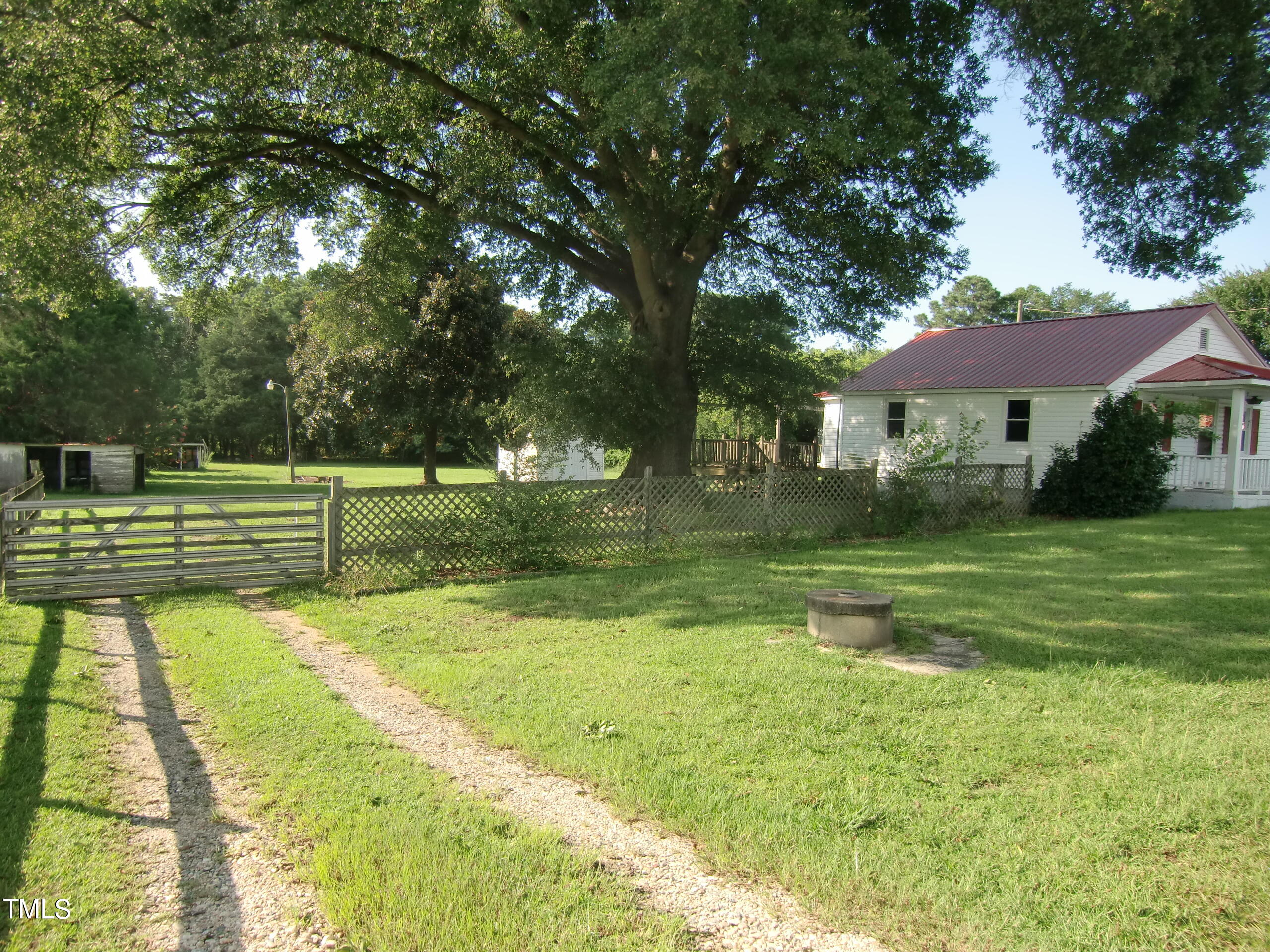1197 Red Hill Church Road Dunn, NC 28334 - Photo 32 of 64 exterior pics (26)