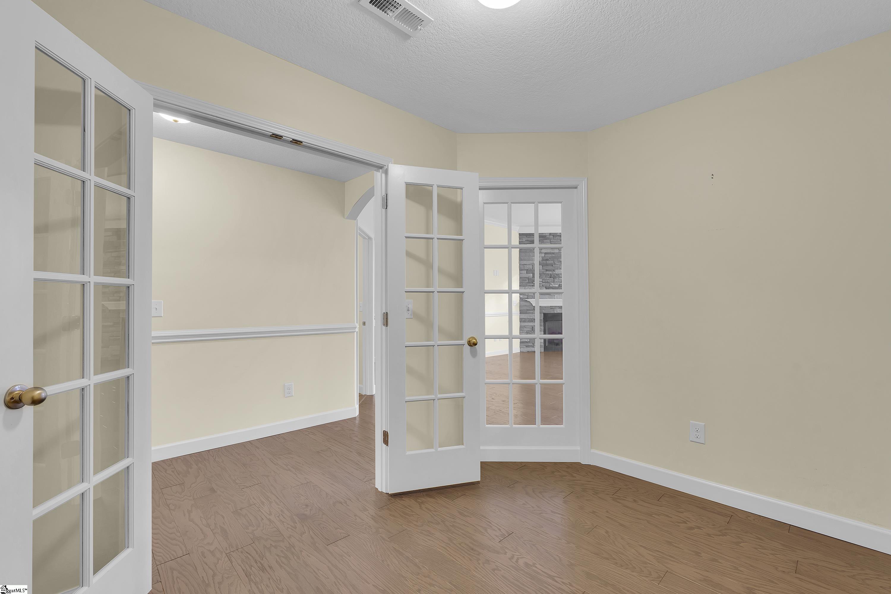 321 Meadowmoor Road Greer, SC 29651 - Photo 17 of 24