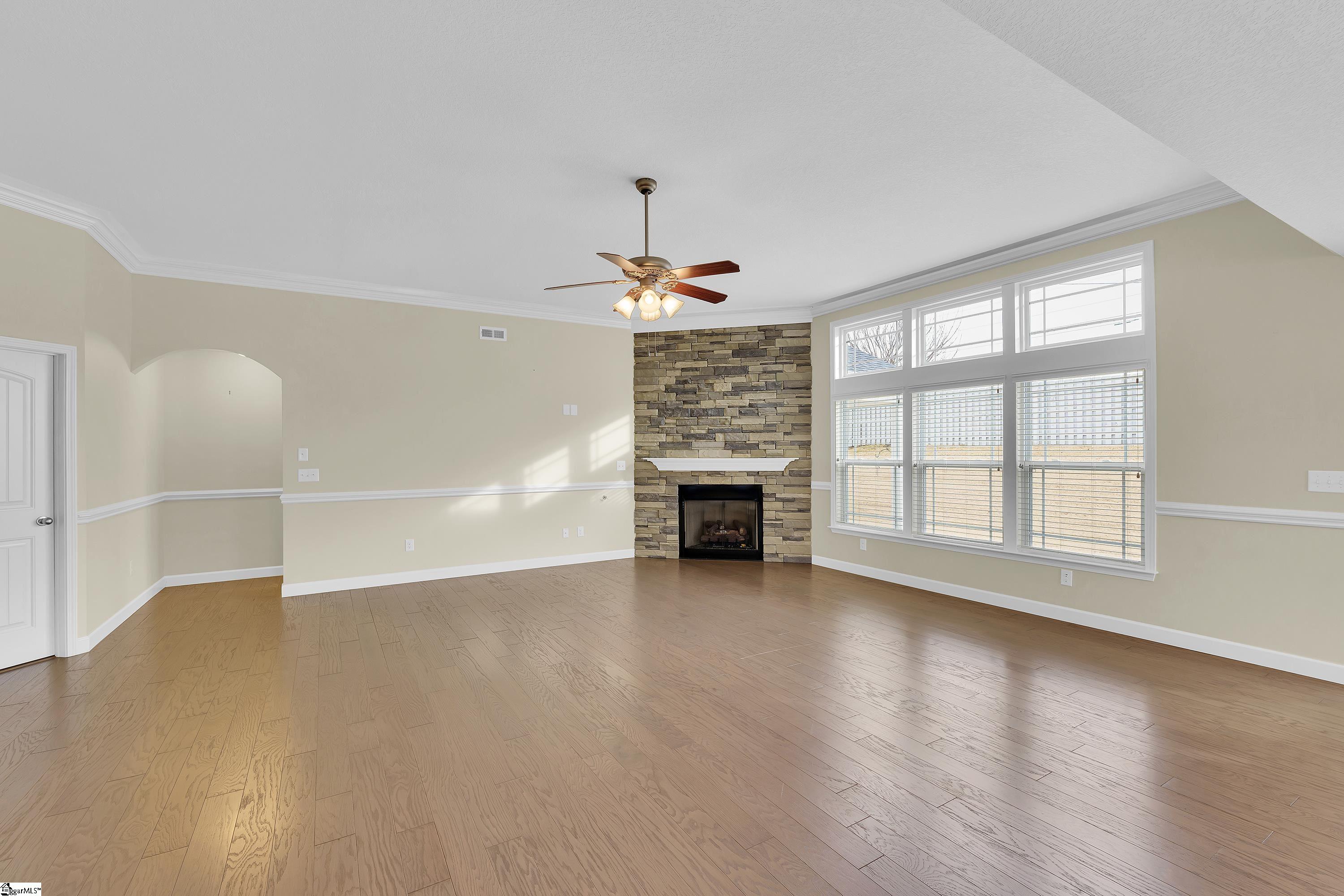 321 Meadowmoor Road Greer, SC 29651 - Photo 6 of 24 Gallery Image 6