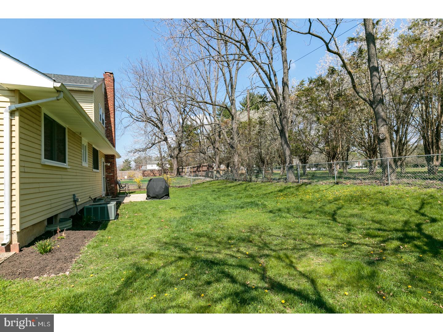 550 Perry Drive Mount Laurel, NJ 08054 - Photo 25 of 25 Exterior Back