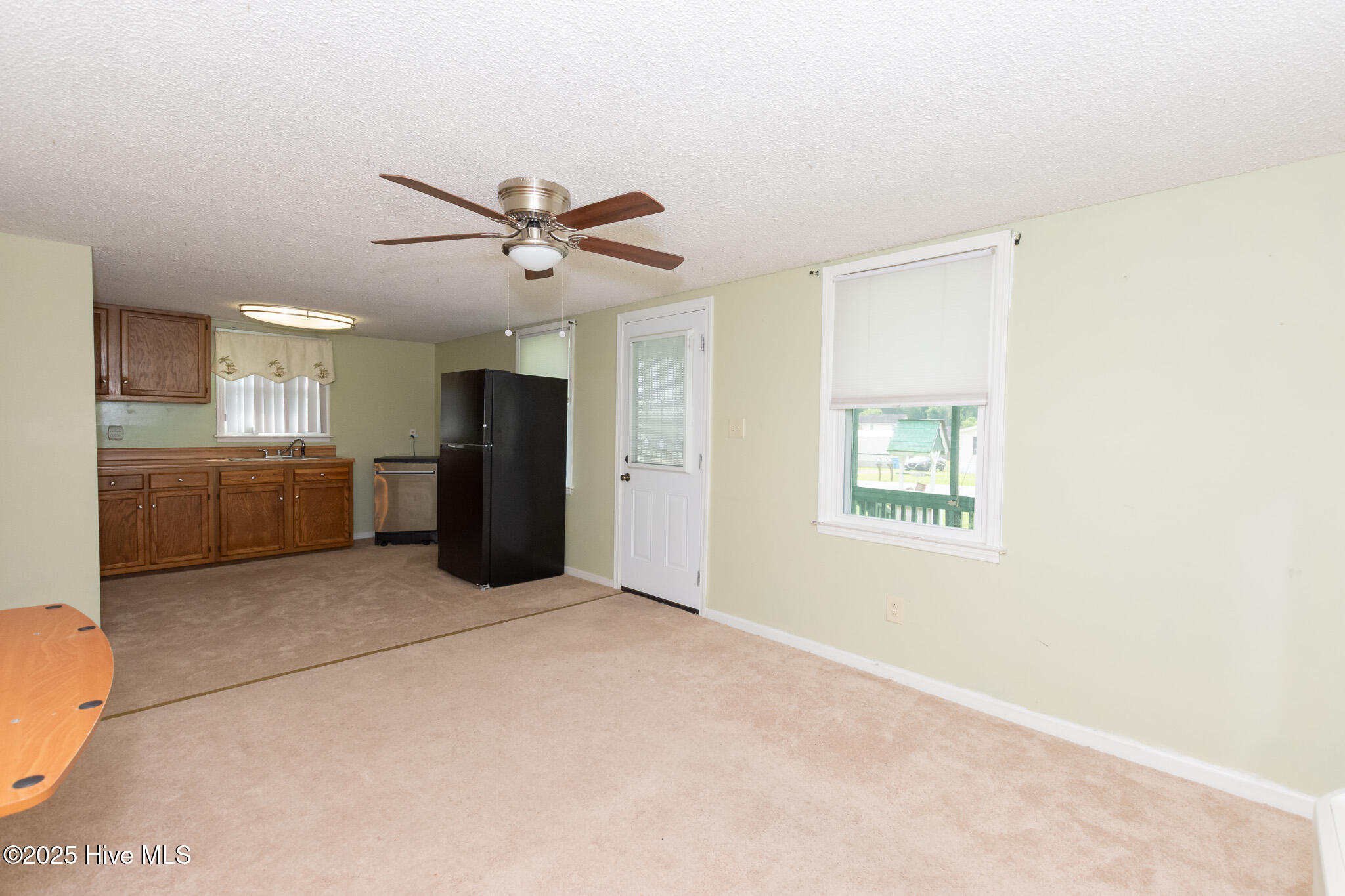 221 Core Road Richlands, NC 28574 - Photo 9 of 26 221 Core Rd-15