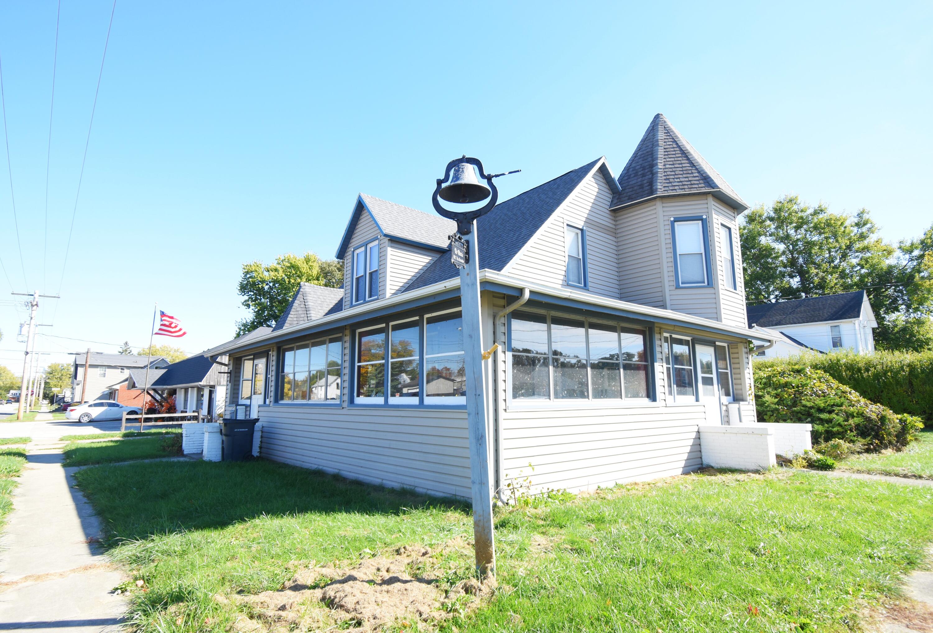 301 South Van Rensselaer Street Rensselaer, IN 47978 - Photo 4 of 42 3000x2036