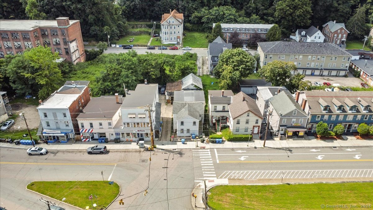 220 Franklin Street Norwich, CT 06360 - Photo 6 of 21 an aerial view of residential houses and outdoor space