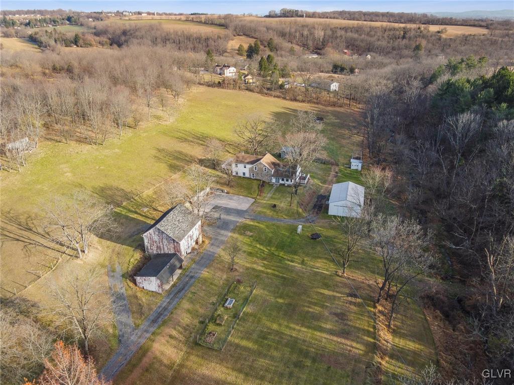 2426 Keeler Road Bath, PA 18014 - Photo 36 of 40 an aerial view of residential houses with outdoor space