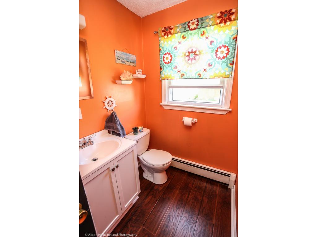 241 Calef Road Manchester, NH 03103 - Photo 14 of 19