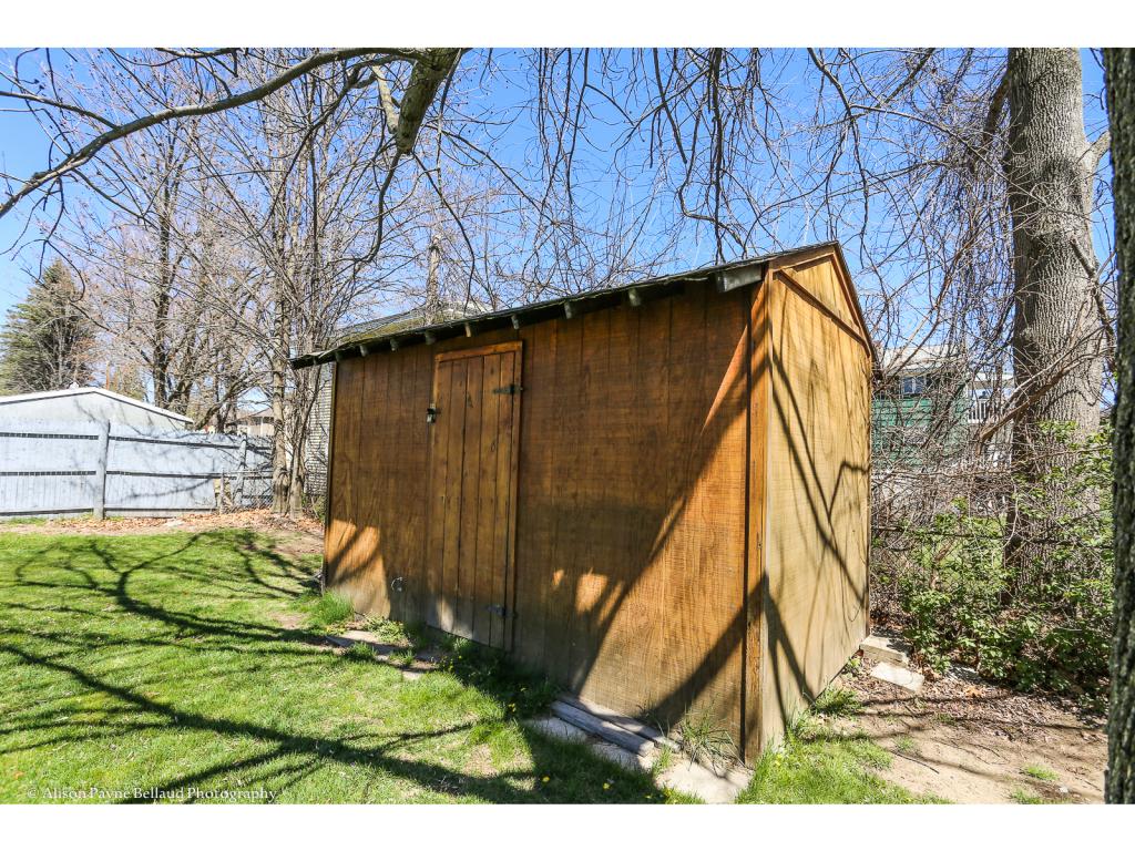 241 Calef Road Manchester, NH 03103 - Photo 19 of 19