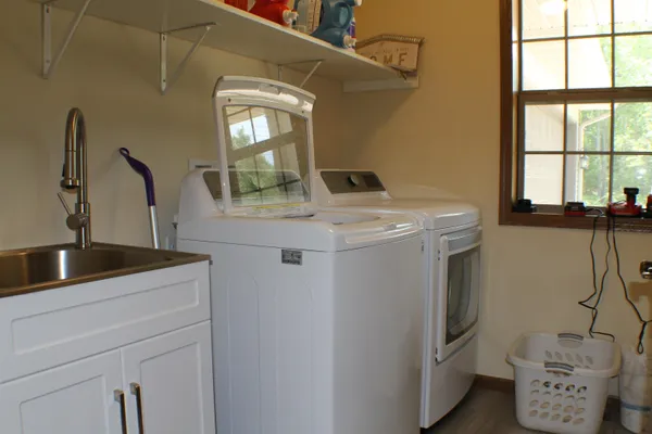 $555,000 | W7239 Kodiak Drive, Pembine, WI 54156