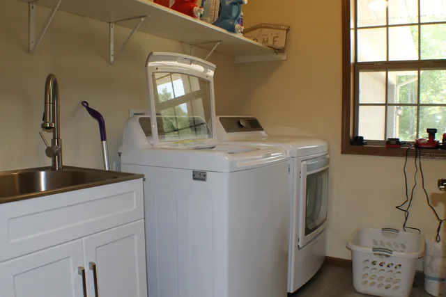 $555,000 | W7239 Kodiak Drive, Pembine, WI 54156