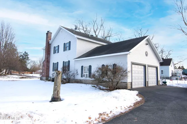 $325,000 | 579 Lower Wright Street, Hudson Falls, NY 12839