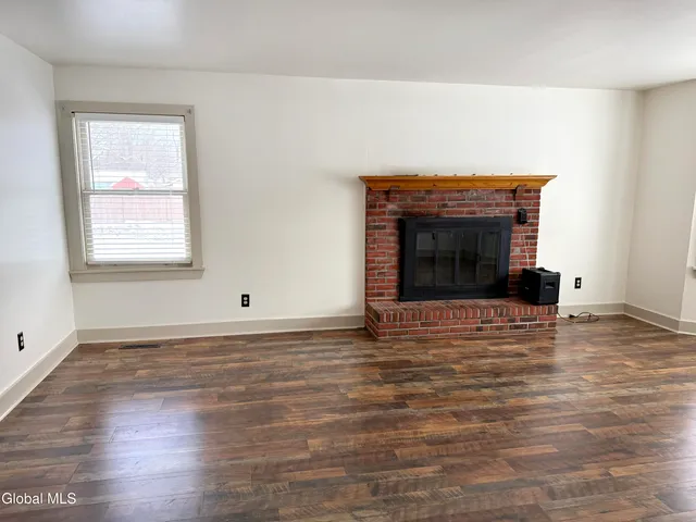 $325,000 | 579 Lower Wright Street, Hudson Falls, NY 12839