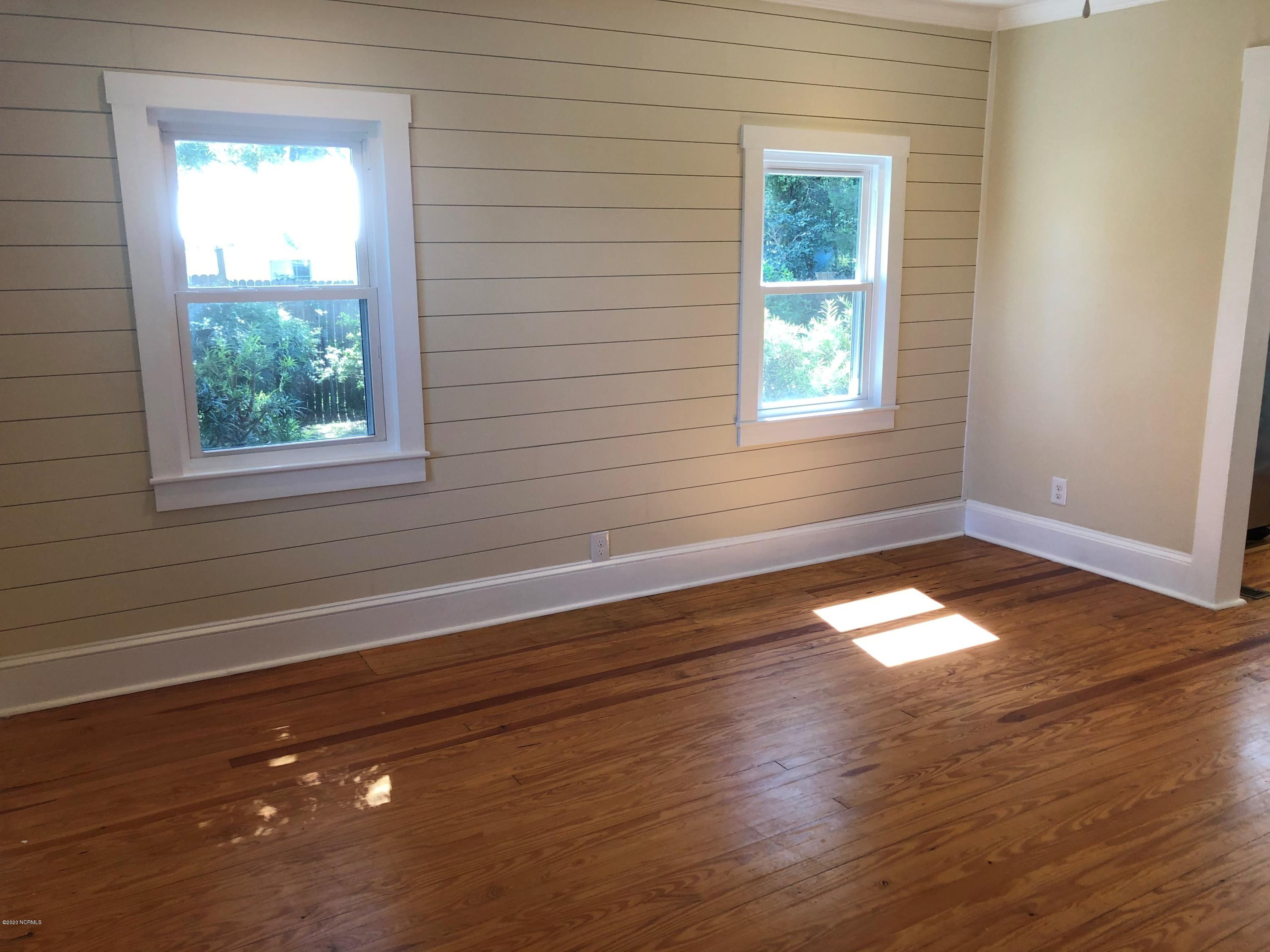 616 Middle Sound Loop Road Wilmington, NC 28411 - Photo 4 of 23 4