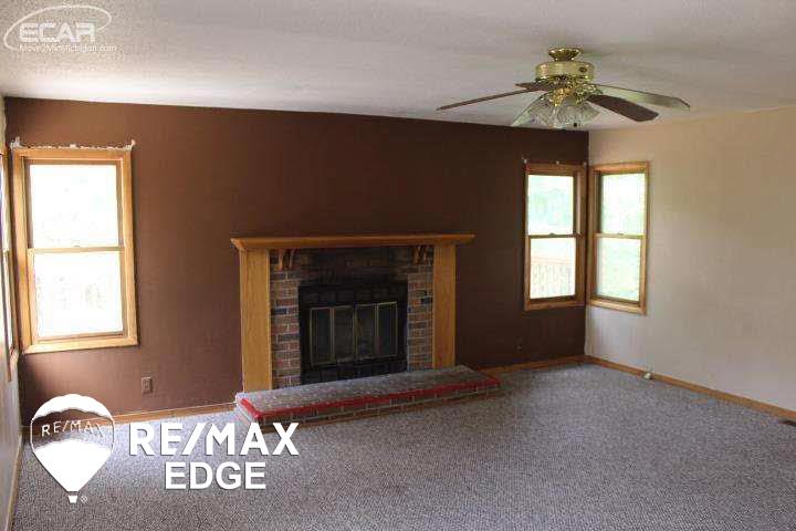 1514 Randy Court Flint, MI 48505 - Photo 8 of 24 21215745-7.JPG
