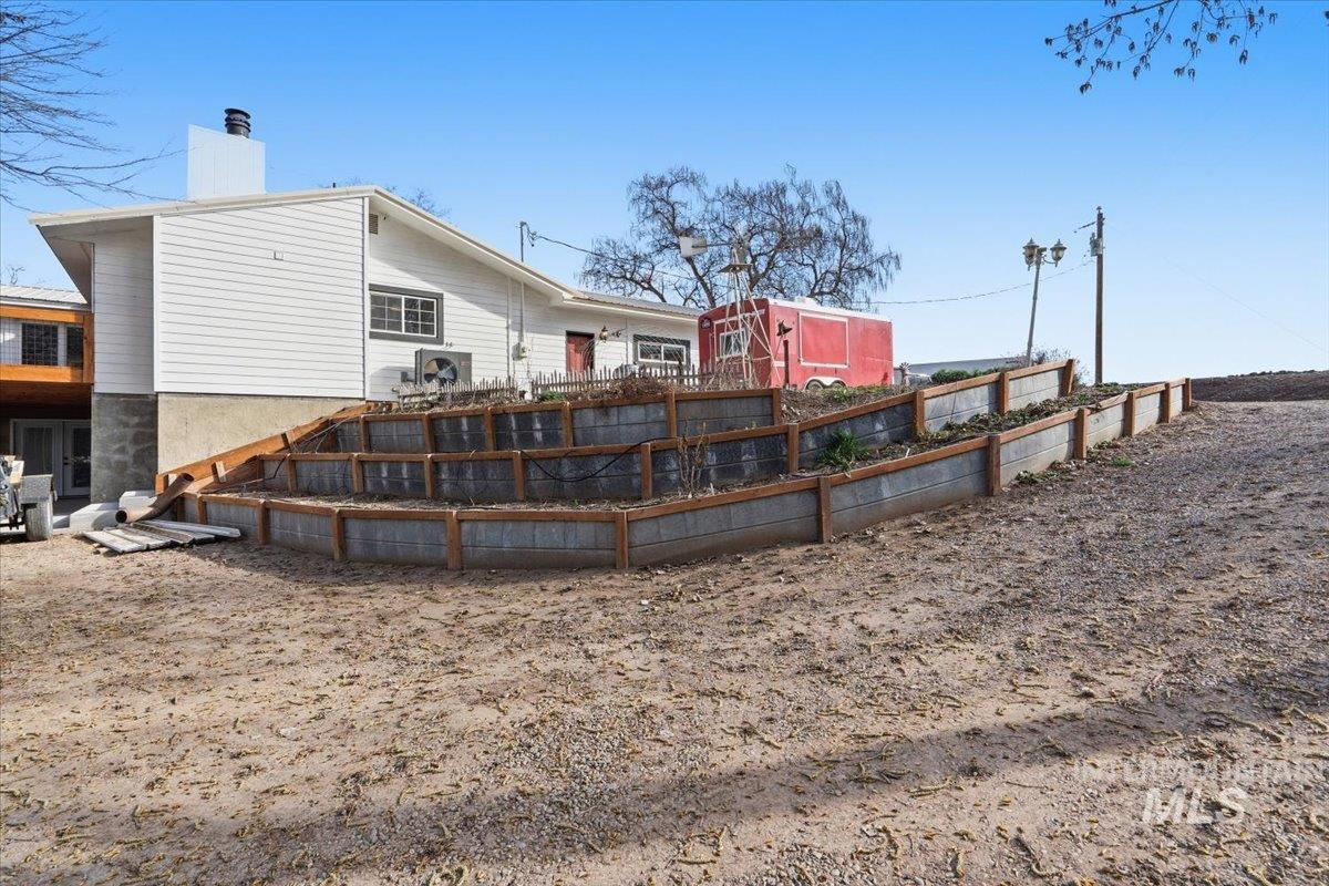 7771 Elmore Road Fruitland, ID 83619 - Photo 38 of 45