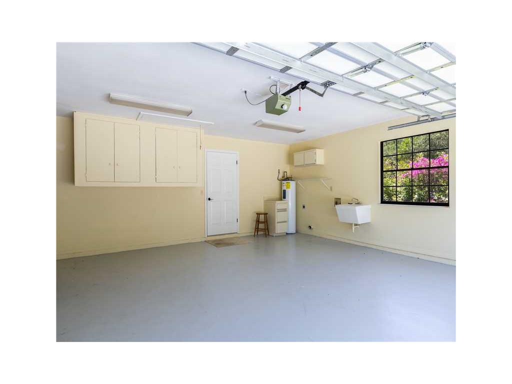 708 Date Palm Road Vero Beach, FL 32963 - Photo 25 of 35 Gallery Image 25