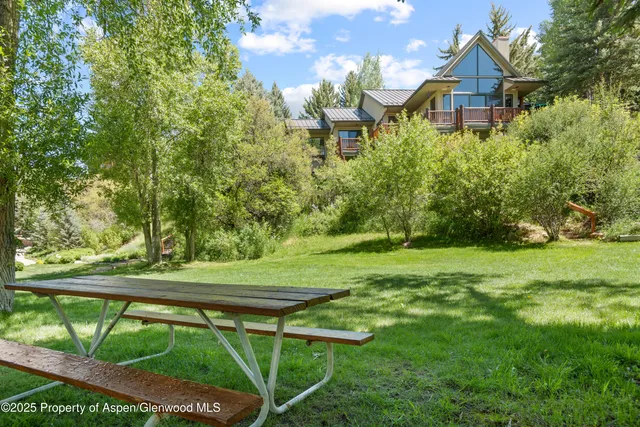 a view of outdoor space with mountain view