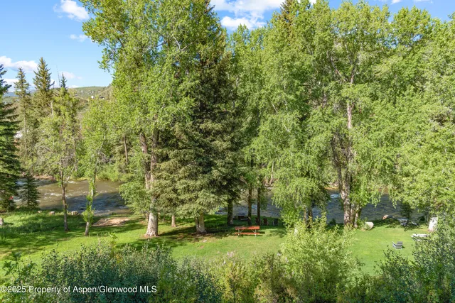 $10,000,000 | 106 North Little Texas Lane, Woody Creek, CO 81656