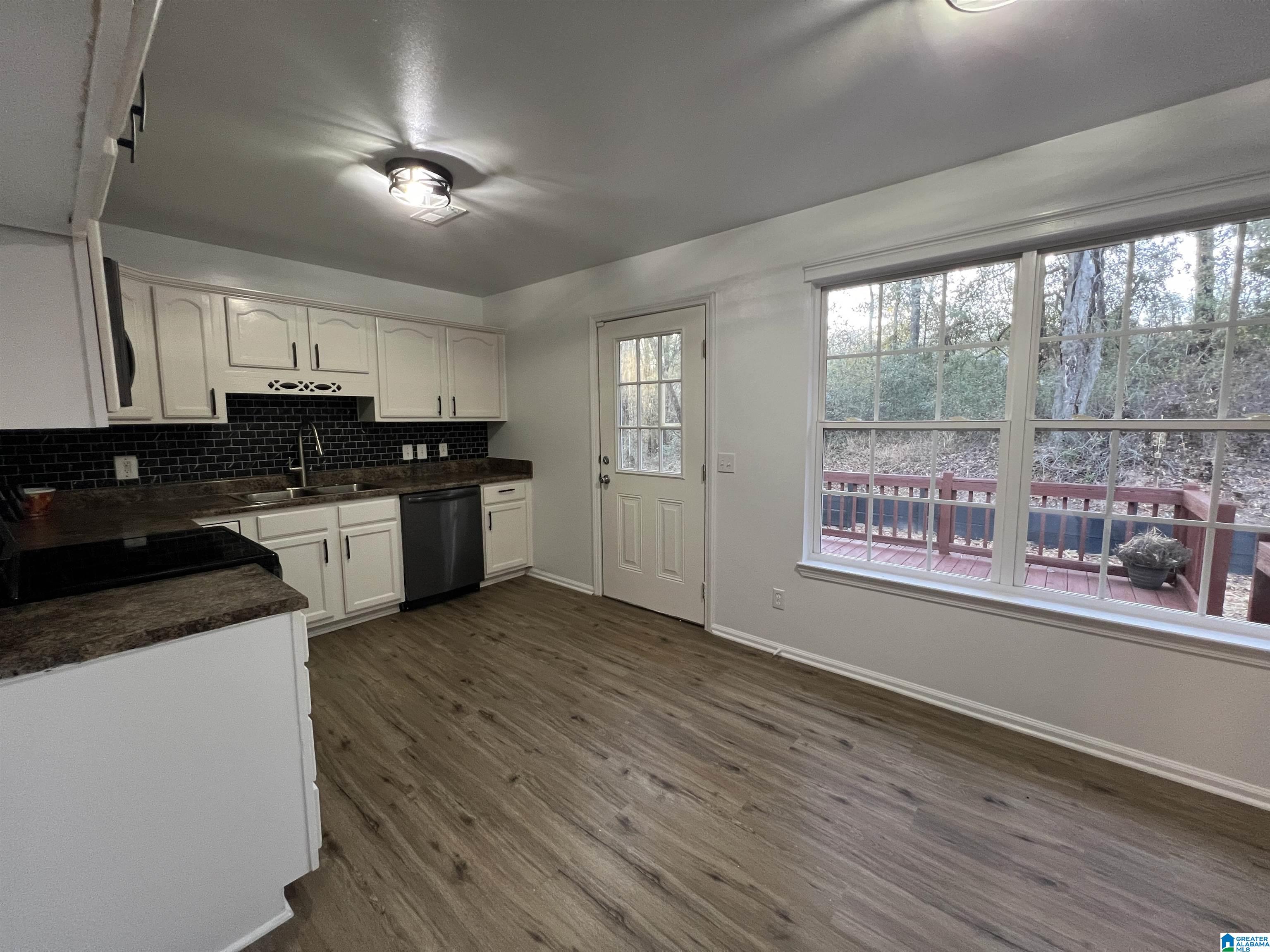 14493 Lock 9 Road Fosters, AL 35463 - Photo 5 of 20