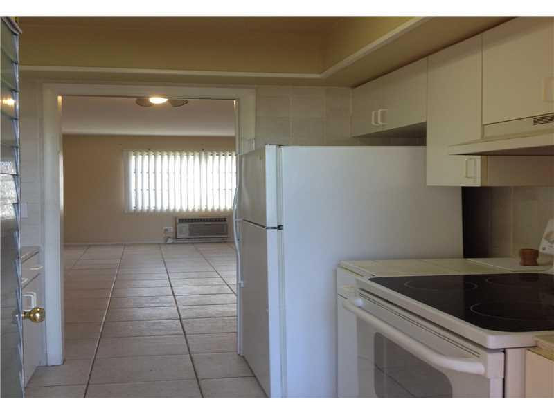 1050 East Sample Road, Unit 108B Pompano Beach, FL 33064 - Photo 6 of 9 Exterior Front.