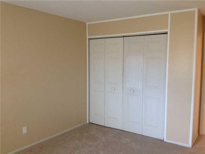 1050 East Sample Road, Unit 108B Pompano Beach, FL 33064 - Photo 7 of 9 Exterior Front.