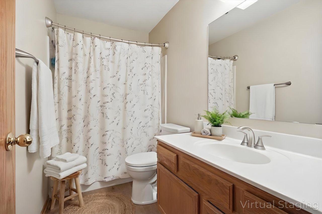 8465 Cortland Road Eden Prairie, MN 55344 - Photo 7 of 18